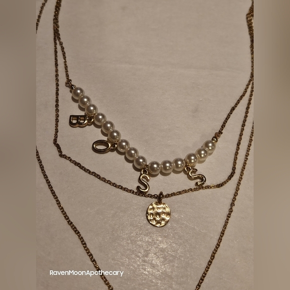 3/15$ Icing Boss Necklace - Picture 3 of 6